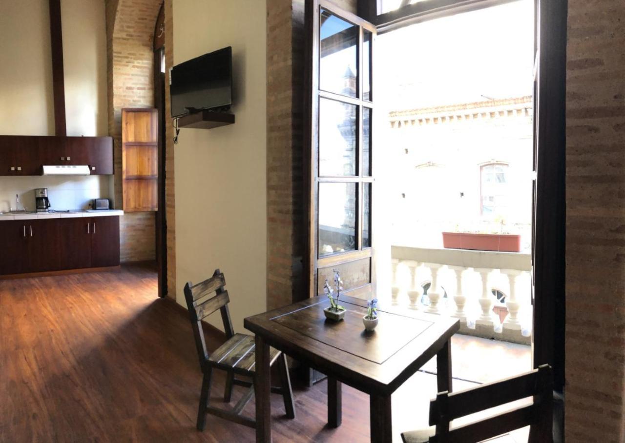 Flore Hotel Boutique Cuenca Exterior photo