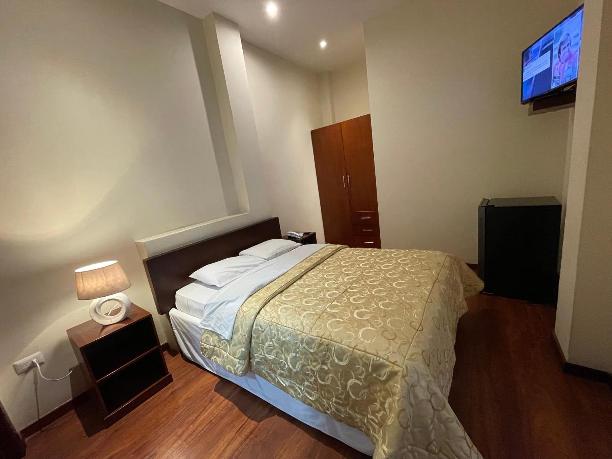 Flore Hotel Boutique Cuenca Exterior photo