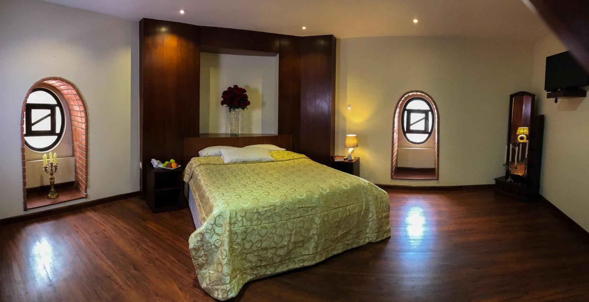 Flore Hotel Boutique Cuenca Exterior photo