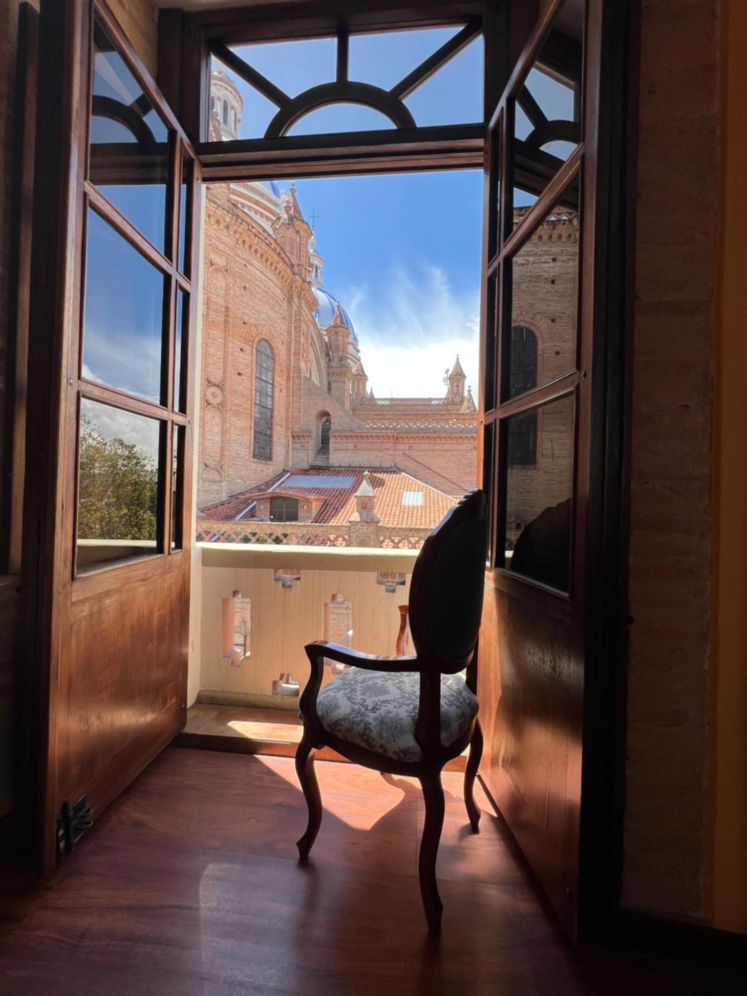 Flore Hotel Boutique Cuenca Exterior photo