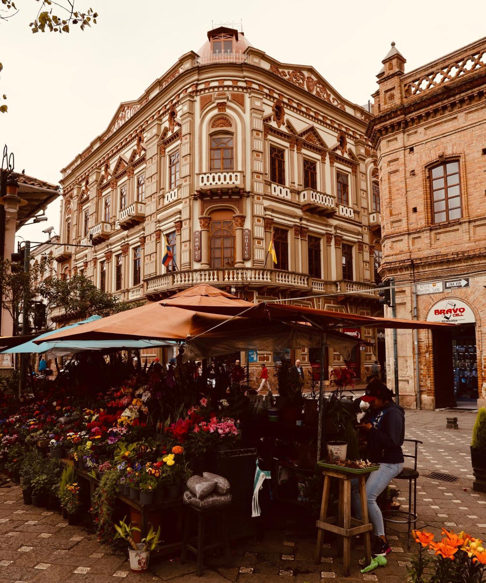 Flore Hotel Boutique Cuenca Exterior photo