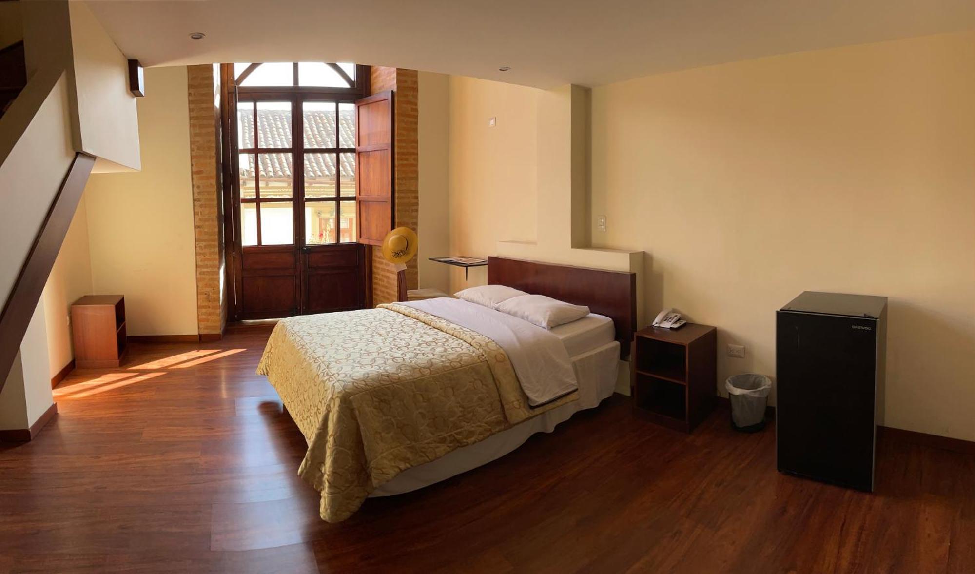 Flore Hotel Boutique Cuenca Exterior photo